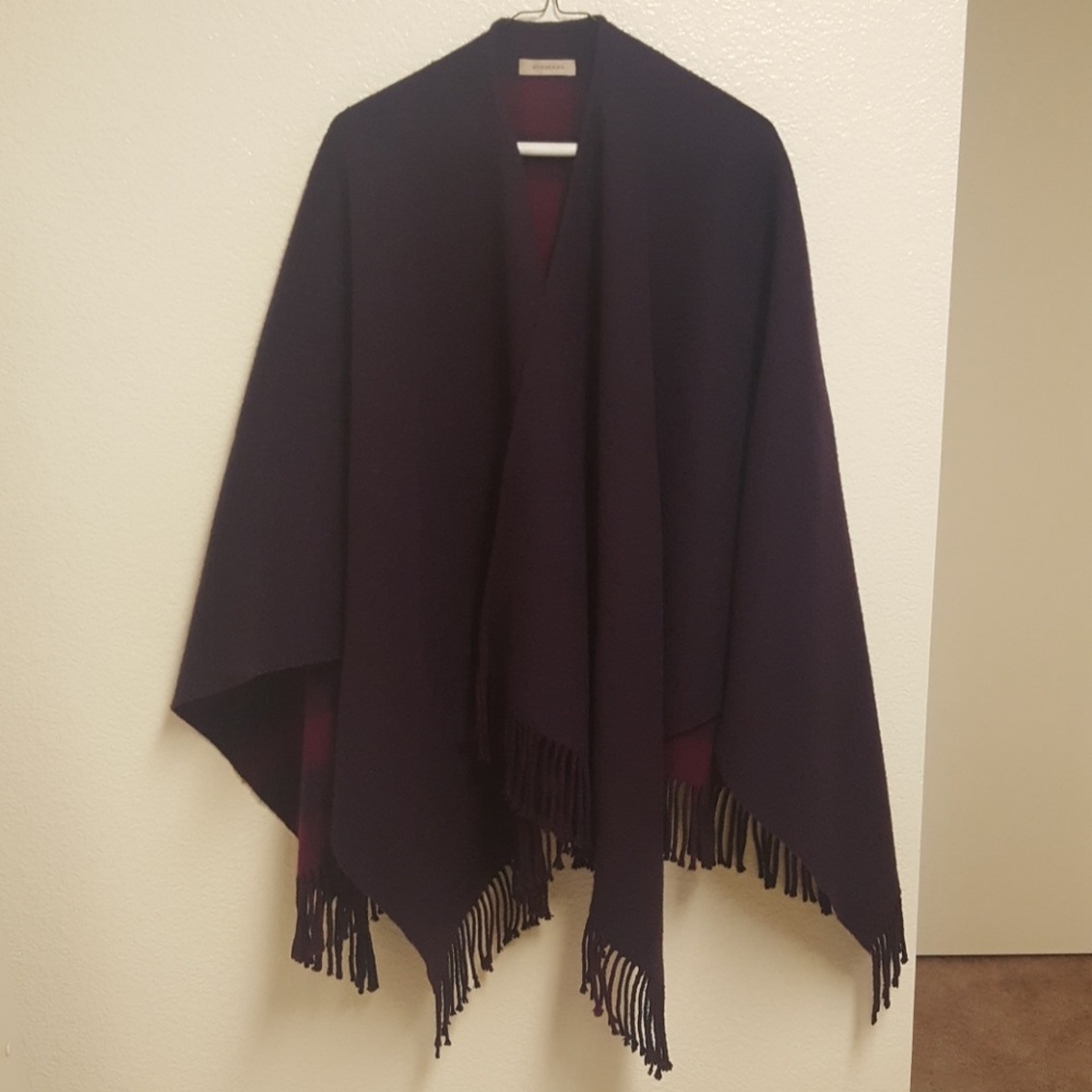 Burberry poncho/cape/blanket